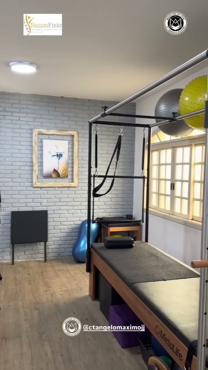 Espaço de Pilates da SuzanFisio, imagem extraída do vídeo institucional original